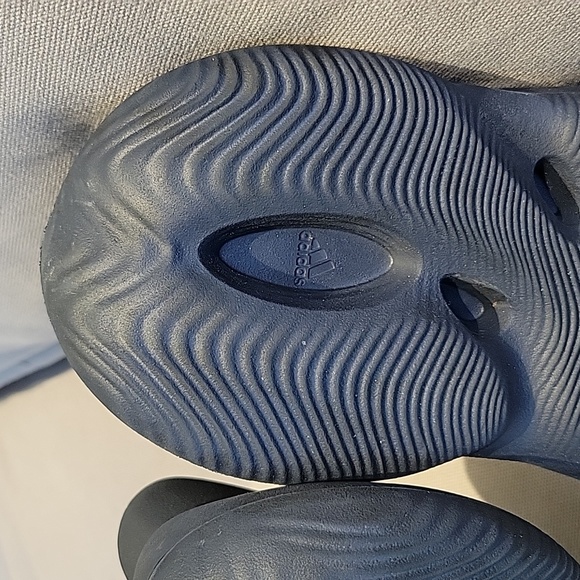 Yeezy Foam Runner "Mineral Blue" - Picture 6 of 7